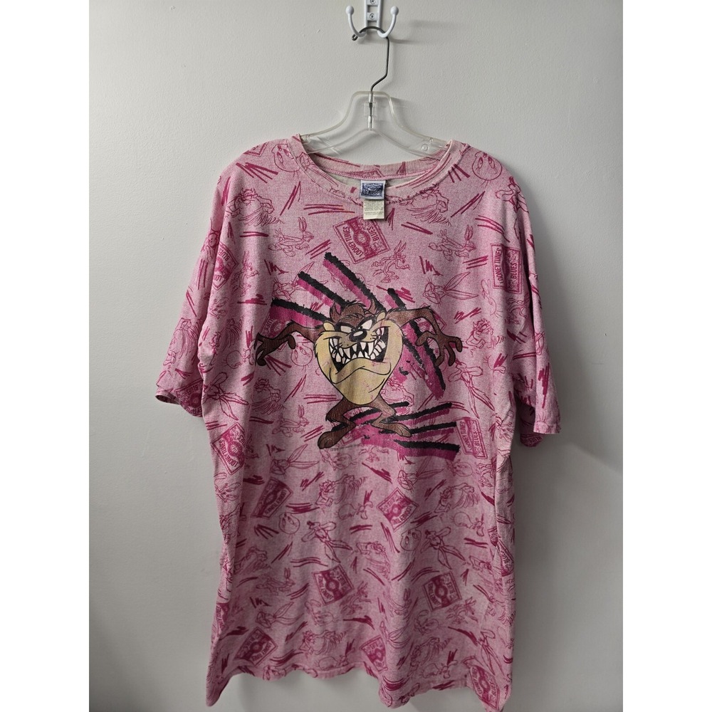 Vintage 1996 Pink  Warner Bros Taz All Over Print graphic T-shirt Looney Toons